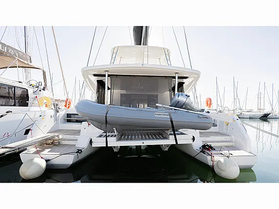 Lagoon 50 (6 cabs) -  Skippered