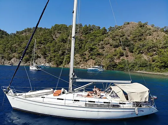 Bavaria 49