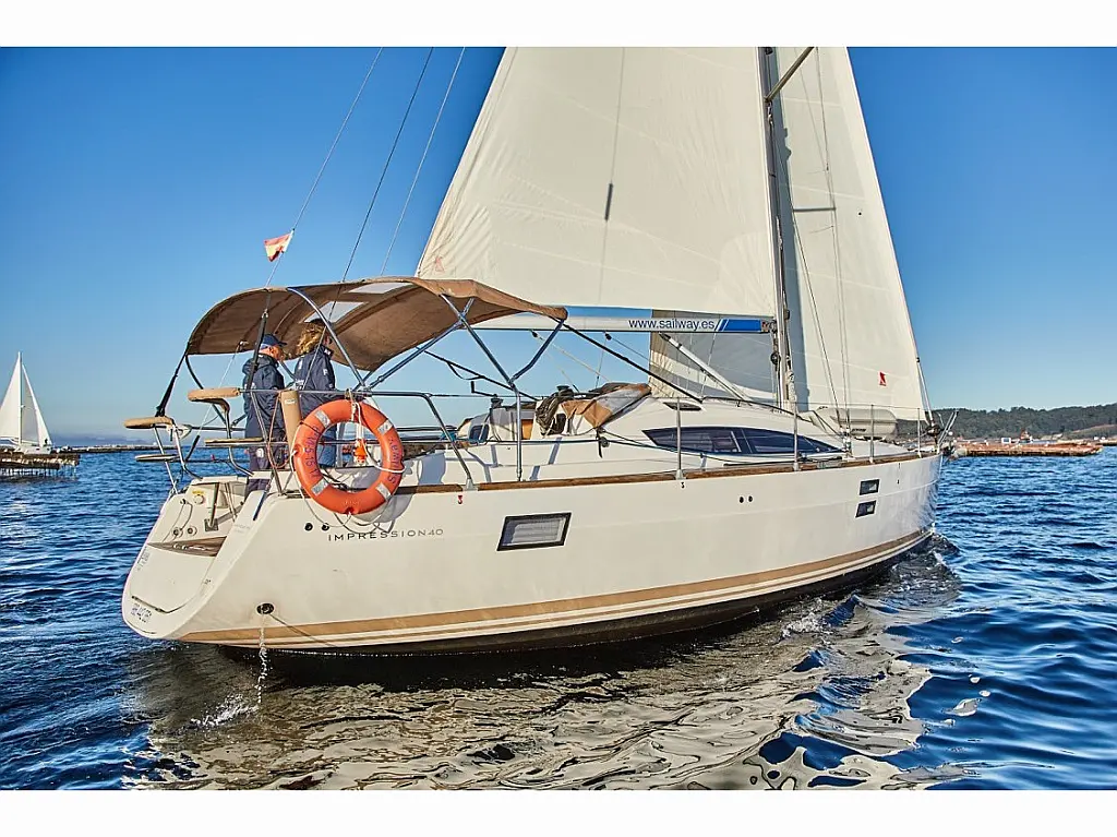 Elan Impression 40 - Layout