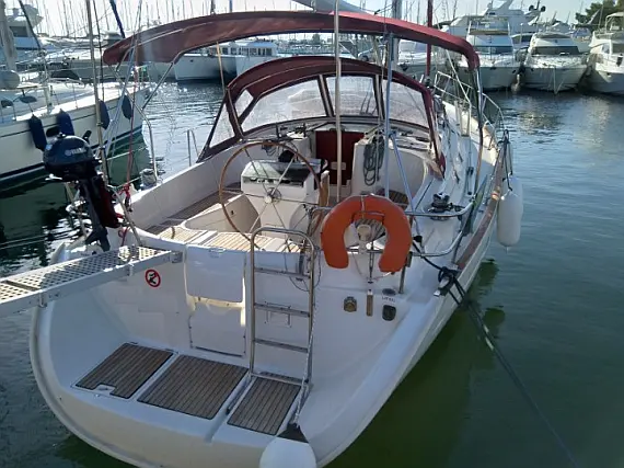 Oceanis 411 (4 cab.)