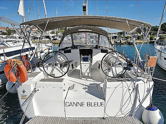 Sun Odyssey 449